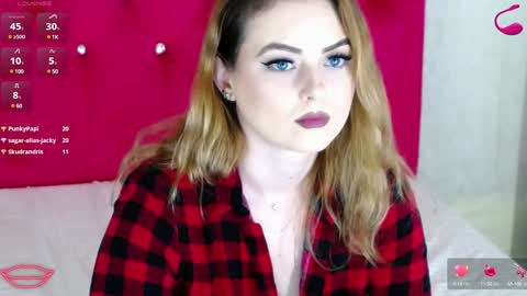 Snapshot of erryka chatting on 02-05-25, 11:12 Erika online show from 02-05-25, 11:12