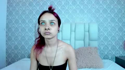 Eryz Dark Veyls online show from 07-14-26, 12:02