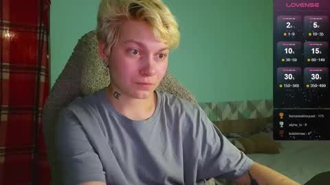 Snapshot of esajukyy chatting on 12-18-24, 04:06 esajukyy online show from 12-18-24, 04:06