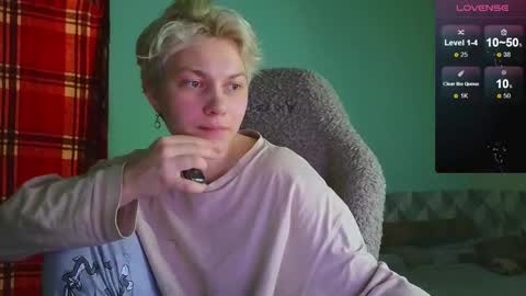 Snapshot of esajukyy chatting on 01-03-25, 05:10 esajukyy online show from 01-03-25, 05:10