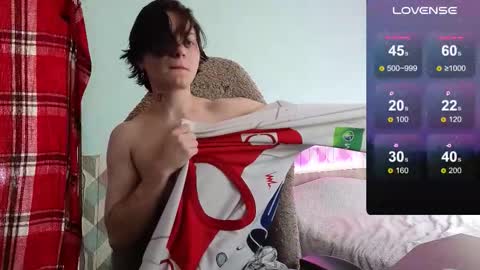 Snapshot of esajukyy chatting on 10-18-25, 08:15 esajukyy online show from 10-18-25, 08:15