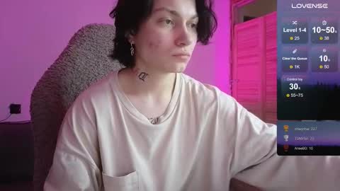 Snapshot of esajukyy chatting on 01-12-26, 03:06 esajukyy online show from 01-12-26, 03:06