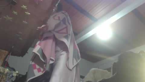 Eskela911 online show from 12-27-24, 03:42