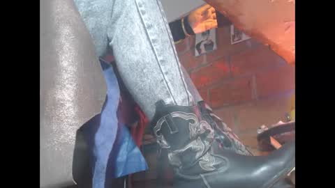 Eskela911 online show from 03-09-26, 05:06