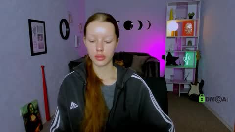 Snapshot of esma_shine chatting on 10-01-25, 05:57 esma_shine online show from 10-01-25, 05:57