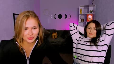 Snapshot of esma_shine chatting on 10-08-25, 07:44 esma_shine online show from 10-08-25, 07:44