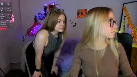 Snapshot of esma_shine chatting on 10-20-25, 07:58 esma_shine online show from 10-20-25, 07:58