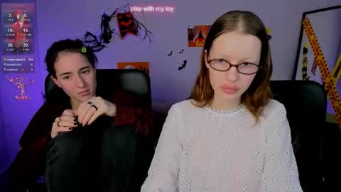 Snapshot of esma_shine chatting on 10-26-25, 02:39 esma_shine online show from 10-26-25, 02:39