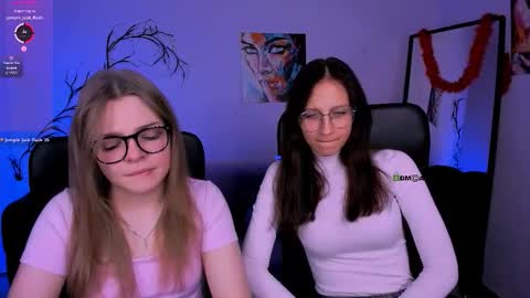 Snapshot of esma_shine chatting on 11-15-25, 08:38 esma_shine online show from 11-15-25, 08:38