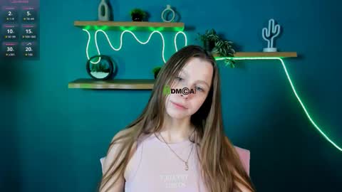 esme_moore_ online show from 11-23-25, 09:42