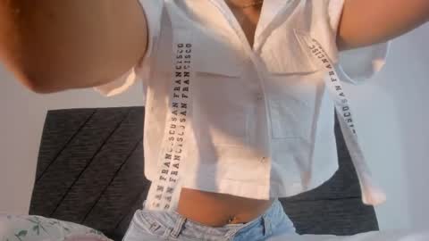 Snapshot of esmeralda_noir chatting on 06-03-26, 12:30 esme online show from 06-03-26, 12:30