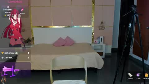 ESMERALDA online show from 02-18-25, 06:48