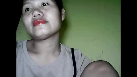 Snapshot of especialgirl_28 chatting on 12-08-24, 04:50 especialgirl_28 online show from 12-08-24, 04:50