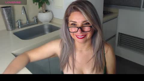 Juliana online show from 02-07-25, 12:42