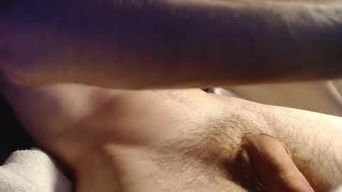 Snapshot of espiralx chatting on 10-18-25, 12:57 espiralx online show from 10-18-25, 12:57