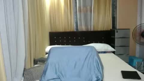 essabot online show from 01-18-26, 09:40