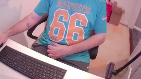 Snapshot of essex_wild chatting on 12-01-24, 08:42 Morph online show from 12-01-24, 08:42