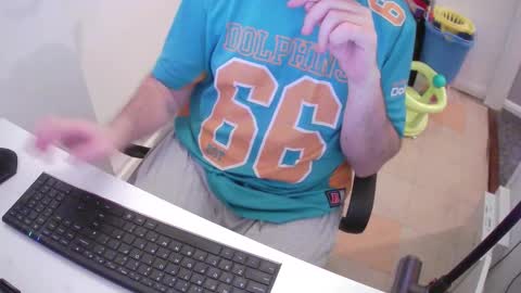 Snapshot of essex_wild chatting on 02-03-25, 09:39 Morph online show from 02-03-25, 09:39