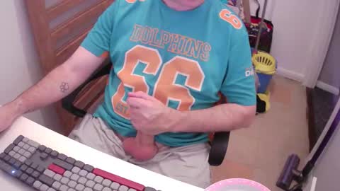 Snapshot of essex_wild chatting on 10-19-25, 07:14 Morph online show from 10-19-25, 07:14