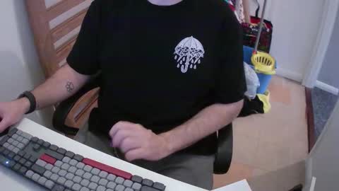 Snapshot of essex_wild chatting on 10-23-25, 11:20 Morph online show from 10-23-25, 11:20