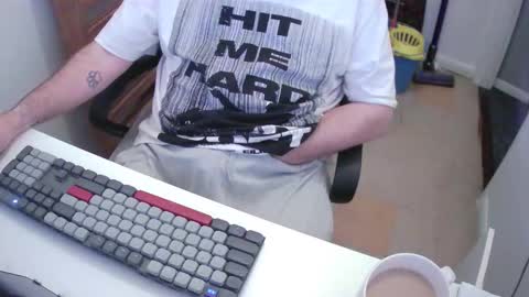 Snapshot of essex_wild chatting on 11-27-25, 08:22 Morph online show from 11-27-25, 08:22