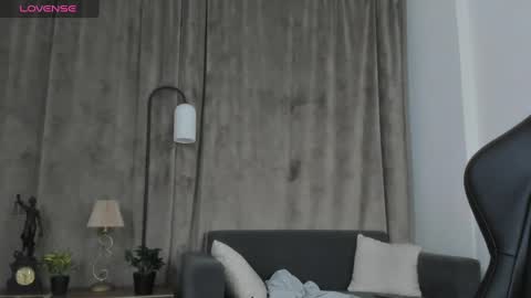 esteria online show from 12-04-24, 06:33