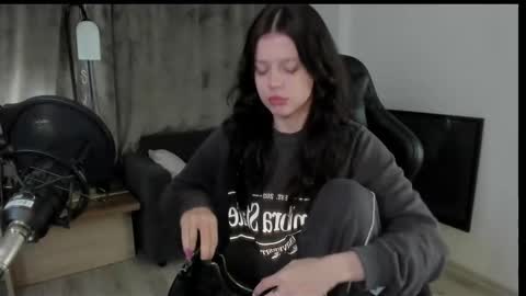 esteria online show from 12-07-24, 09:22