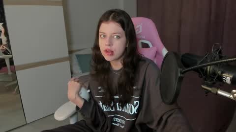 esteria online show from 12-09-24, 01:29