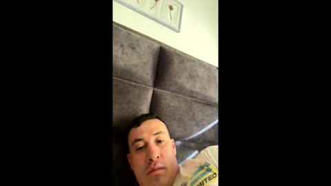 esteban121222 online show from 12-16-25, 12:54