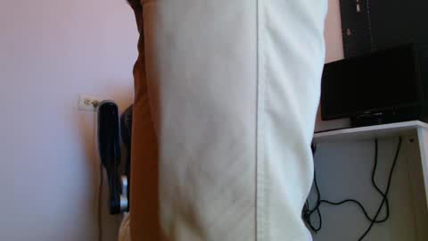 esteban online show from 04-06-26, 01:12