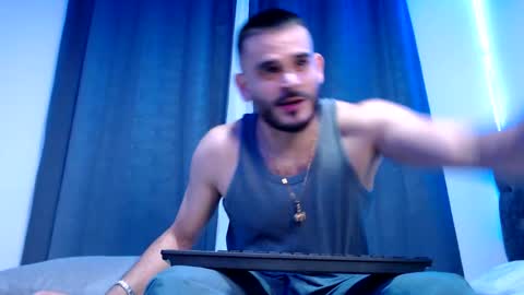 Esteban Fernandez online show from 01-11-25, 02:41