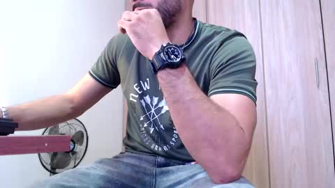 Esteban Fernandez online show from 01-24-25, 02:41