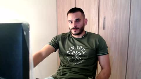 Esteban Fernandez online show from 02-04-25, 07:55