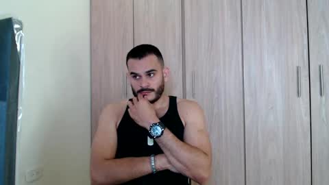 Esteban Fernandez online show from 02-05-25, 01:54