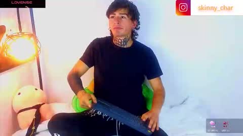 Esteban independent model online show from 10-01-25, 11:05