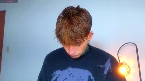 Esteban independent model online show from 11-28-25, 10:18