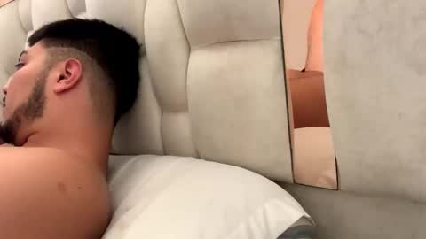 Snapshot of esteeban_ chatting on 03-28-26, 05:45 esteeban_ online show from 03-28-26, 05:45