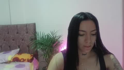 Snapshot of estefa1 chatting on 11-10-25, 01:26 estefa1 online show from 11-10-25, 01:26