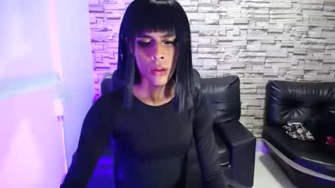Snapshot of estefani_robles chatting on 04-19-26, 11:29 estefani robles online show from 04-19-26, 11:29