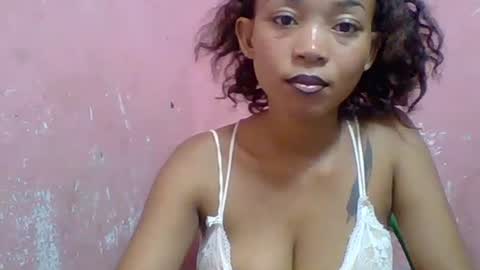 estelah20 online show from 10-29-25, 07:10