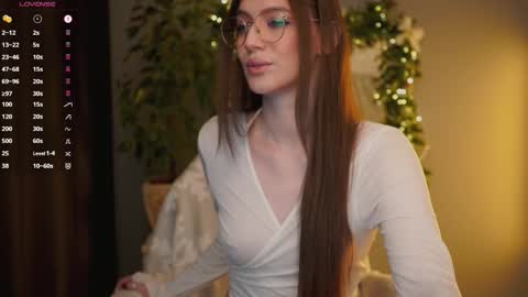 Ester online show from 12-20-25, 02:40