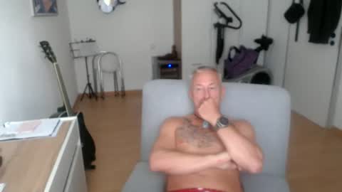 estevano online show from 06-17-26, 11:45