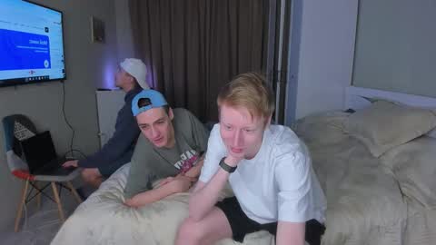 LOUIS online show from 02-03-26, 04:21