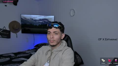 estivenvel online show from 10-08-25, 05:10