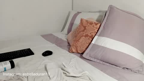 Estrellita online show from 01-31-25, 01:43