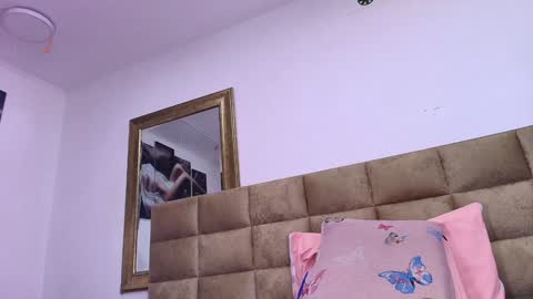 Estrella online show from 01-30-25, 11:55