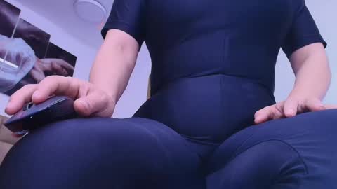 Estrella online show from 02-24-25, 11:54