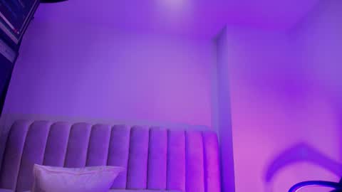 Estrella online show from 11-12-25, 11:54