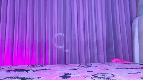 Estrella online show from 04-25-26, 11:57