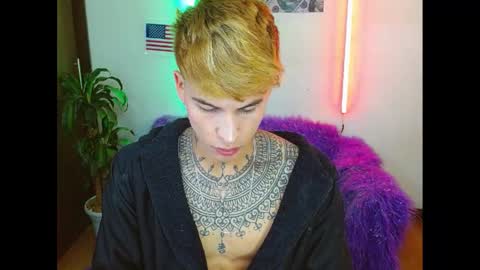 Snapshot of estrellita__jordan chatting on 01-19-25, 12:17 JORDAN online show from 01-19-25, 12:17